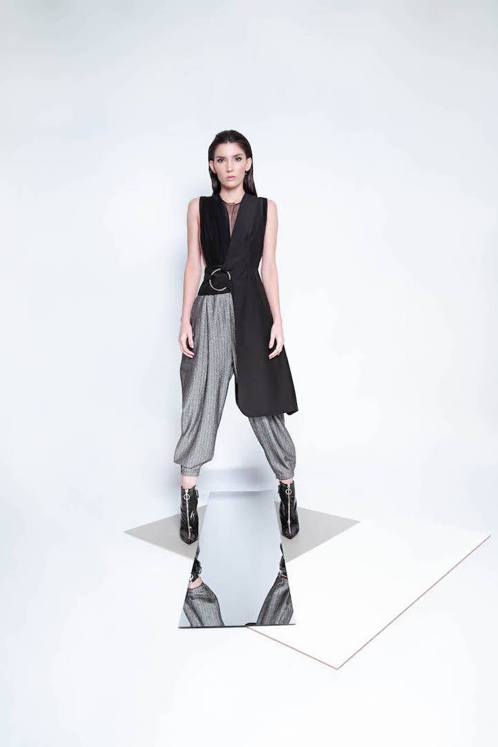 vestido, colete com argola, teceira peça, sobreposiçao, colete laboissiere, terceira peça laboissiere, laboissiere vestido, laboissiere roupa